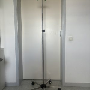 Pied à sérum à 4 crochets avec tige inox et base plastique