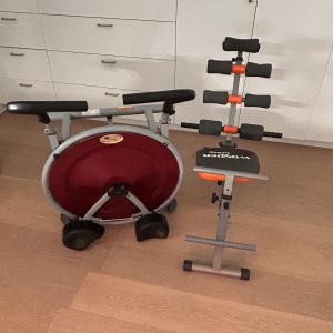 2 appareils pour travailler les abdominaux de qualité, en parfait état et ayant très peu servi