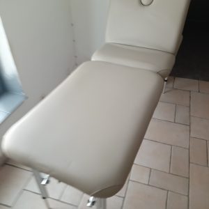 Table de massage en cuir