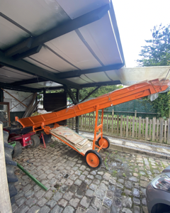 monte-bûches restauré à vendre