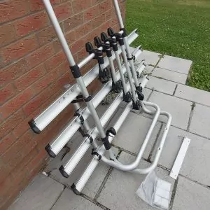 Porte vélo pour 4 de marque hymer.