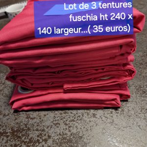 Lot de 3 Tentures fuschia avec anneaux 240 ht