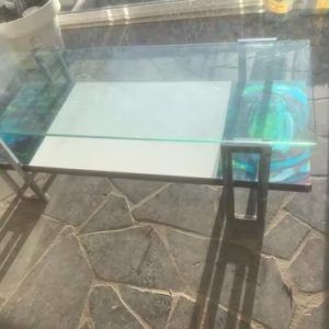 Table basse rectangulaire en verre