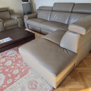 Ensemble canapé d'angle électrique en cuir + fauteuil / PRIX BAISSE