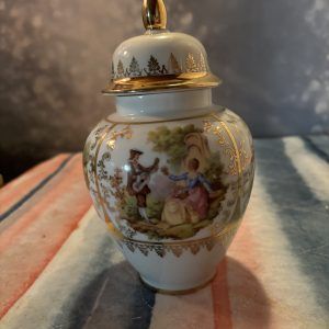Porcelaine de Bavière avec couvercle