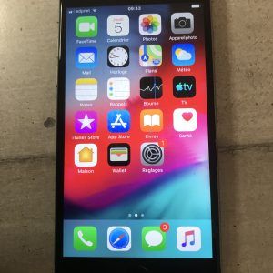 iphone 6 32 Go Ecran remplacé. Batterie 100% parfait état non bloqué icloud