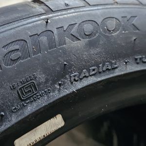 Pneus hankook 255/40 r 19 100 Y