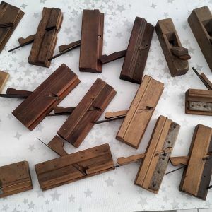 16 Rabots et 3 trusquins menuiserie