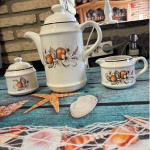 Ensemble Grindley Royal Tudor Crown Harvest