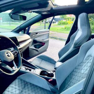 Golf R-Line 1ST, modèle VIII SW 2.0 TDI SCR 150 R-LINE DSG7