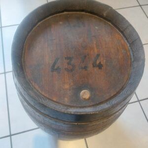 Tonneau, table d'apoint