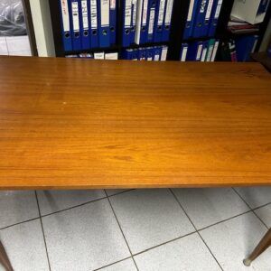 Table des années 50 déco