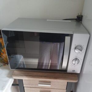 Four à Micro ondes Gril ESSENTIEL