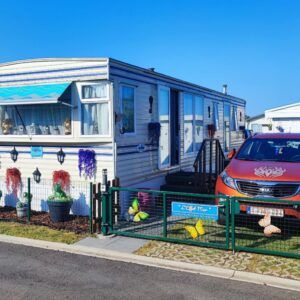 A VENDRE - Caravane Résidentiel de 10,95m sur 3,75m qui peu rester sur le terrain.