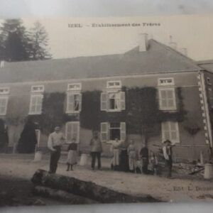 Lot d'ancienne cartes postales d'IZEL 6810 Belgique
