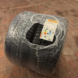 2 Pneus Pirelli Winter Sottozero 3 - NEUFS