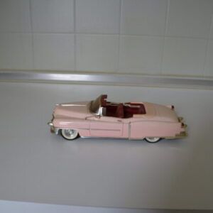 Voiture de collection Cadillac Eldorado 1953 rose 1/18 Anson
