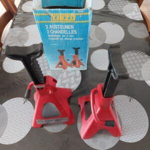 Chandelles d'atelier pour voiture