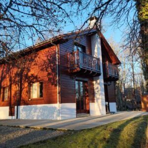 Maison type chalet 4 pièces situées sur un golf 18 trous FRANCE