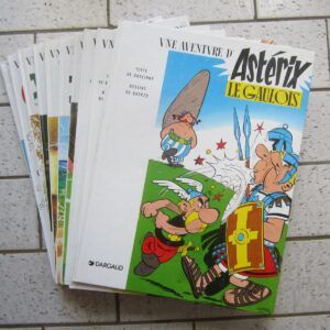 Lot de 10 Astérix