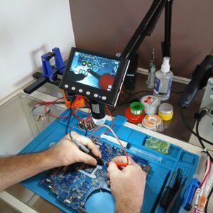 Réparation informatique +micro soudure
