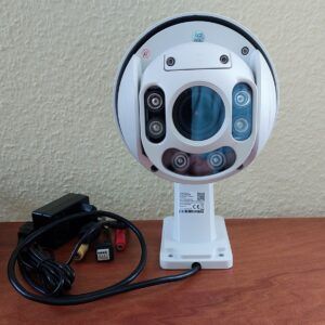 Caméra IP de surveillance extérieure motorisée