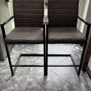 lot de deux chaises de cuisine pour table semi - haute
