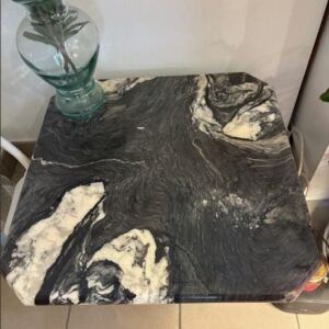 Table basse en marbre