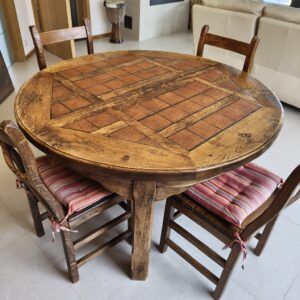 Table de ferme avec 6 chaises